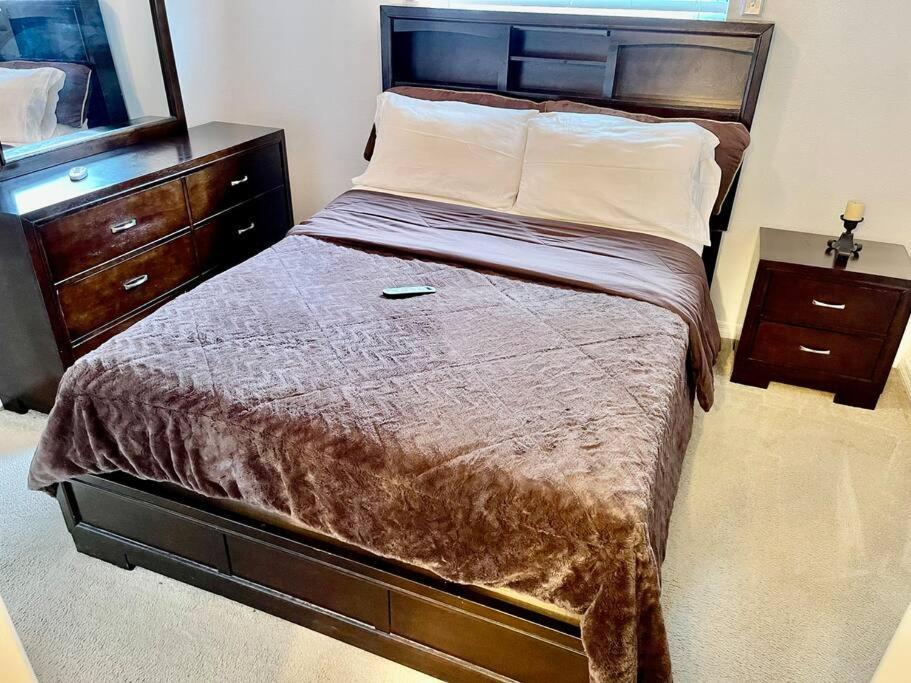Cozy Modest Home Near Universal Studios/Volcanobay Orlando Exteriör bild