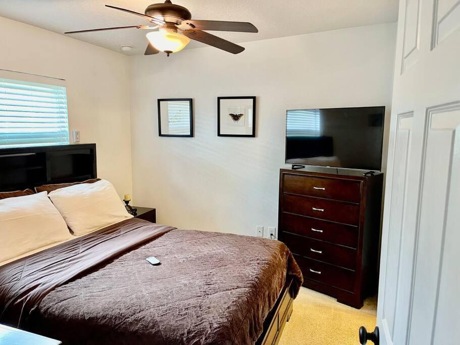 Cozy Modest Home Near Universal Studios/Volcanobay Orlando Exteriör bild